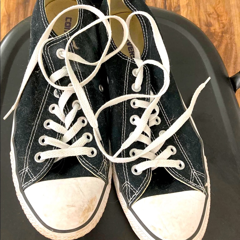 COPY - Men’s size 9.5 converse